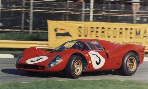 Ferrari 330 P4 (2)