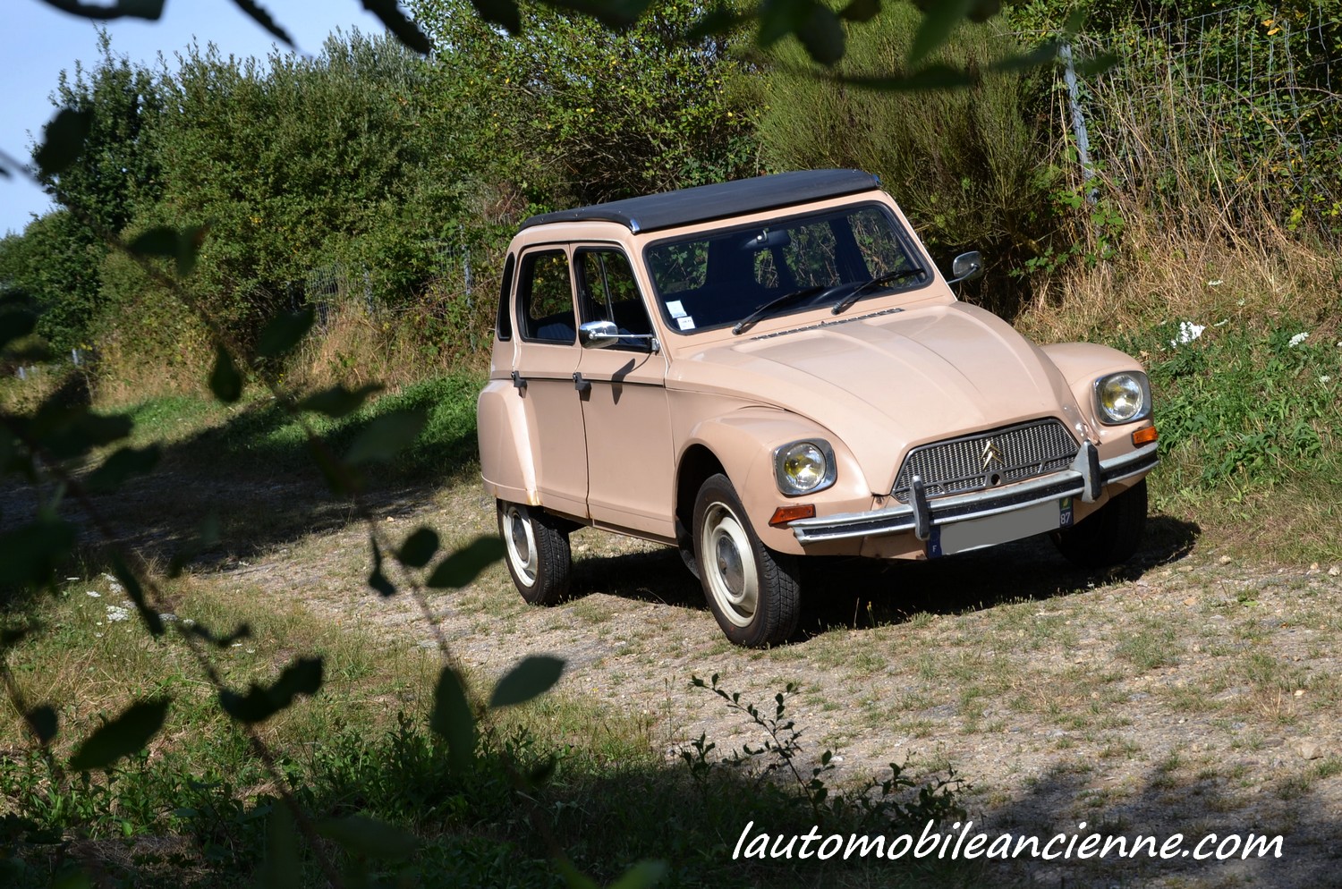 Citroën Ami 6 : Le vilain petit canard