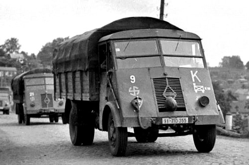 Renault AHN WWII (1)
