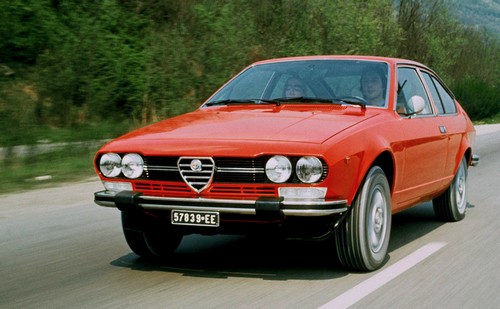 Alfa Romeo GTV (1)