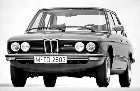 BMW Serie 5 E12 520 (1)