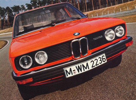 BMW Serie 5 E12 528 (1)