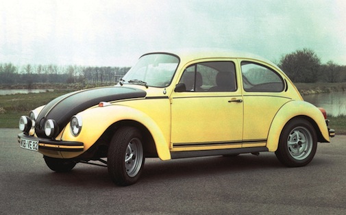 Volkswagen Kaefer 1303 gewinnt ?Das Goldene Klassik-Lenkrad 2012?