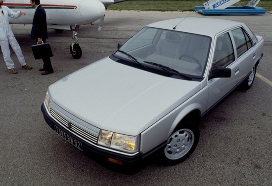 Renault 25 ph1 (4)