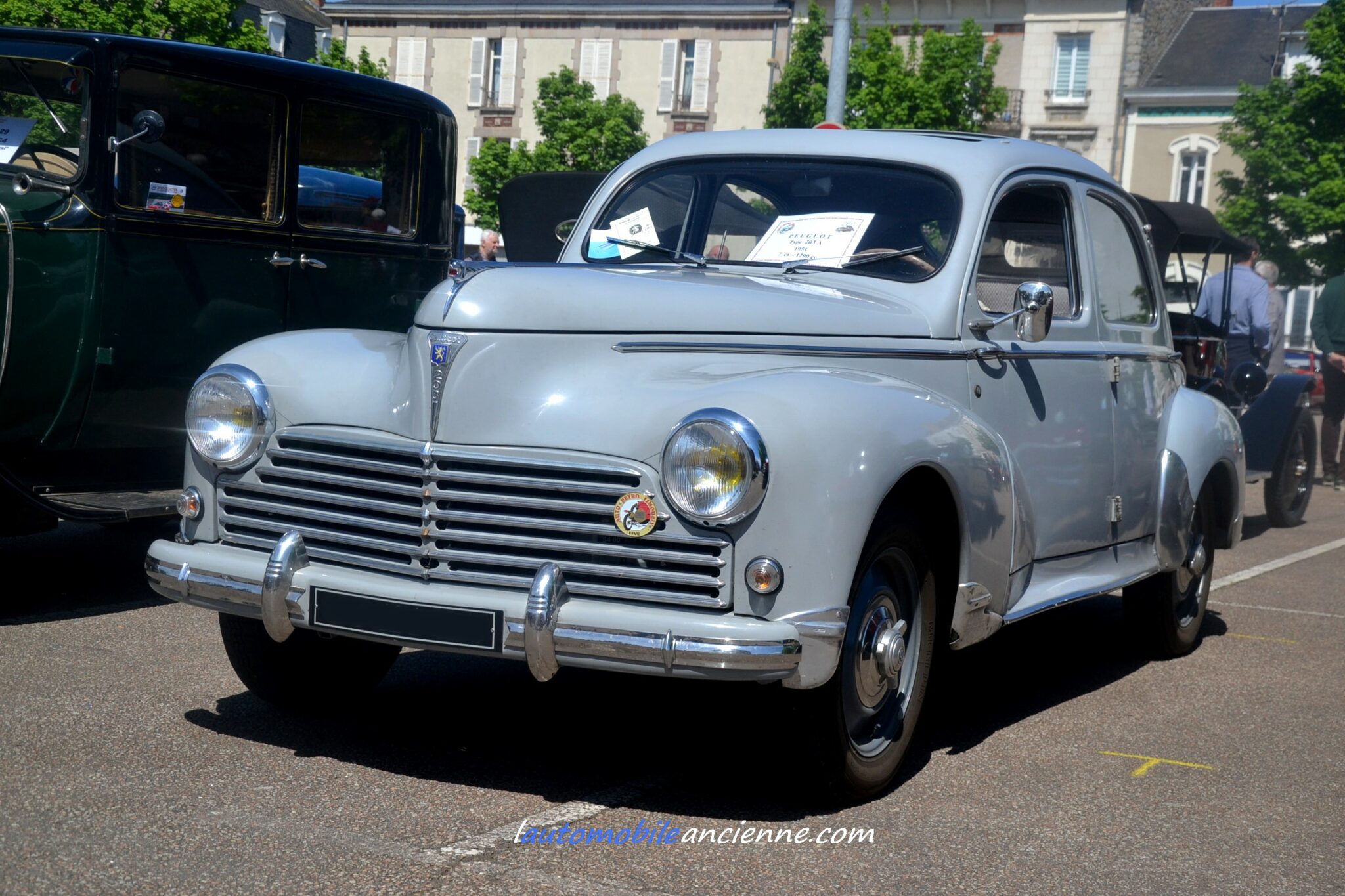 Les Peugeot L Automobile Ancienne les-peugeot-l-automobile-ancienne